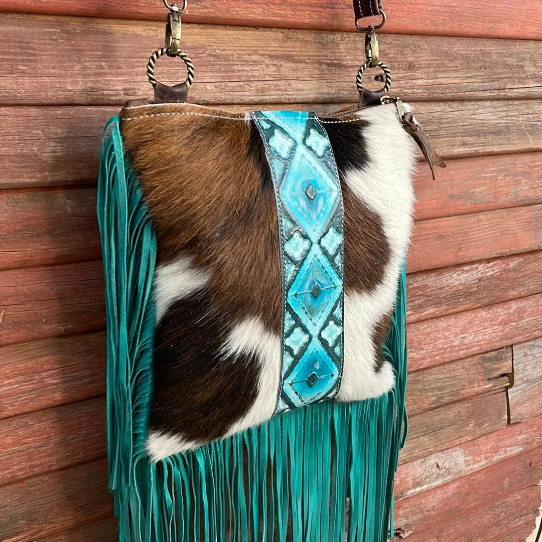 Shania - Tricolor w/ Turquoise Matrix Navajo