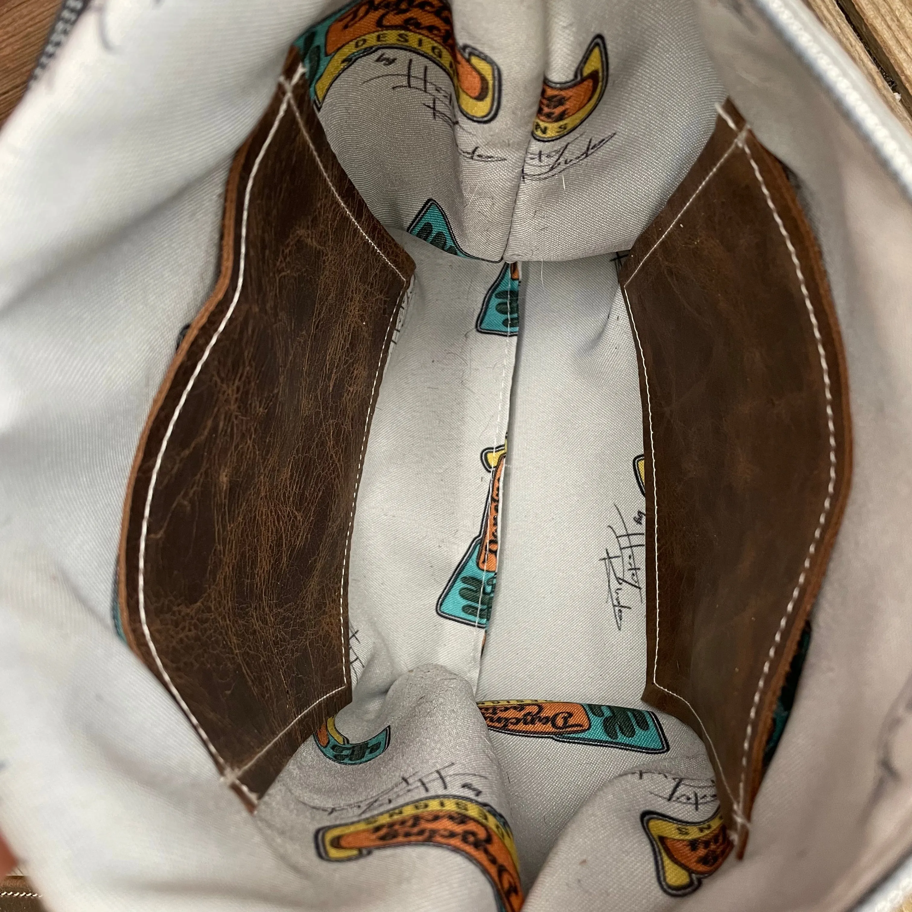 Shania - Tricolor w/ Turquoise Matrix Navajo