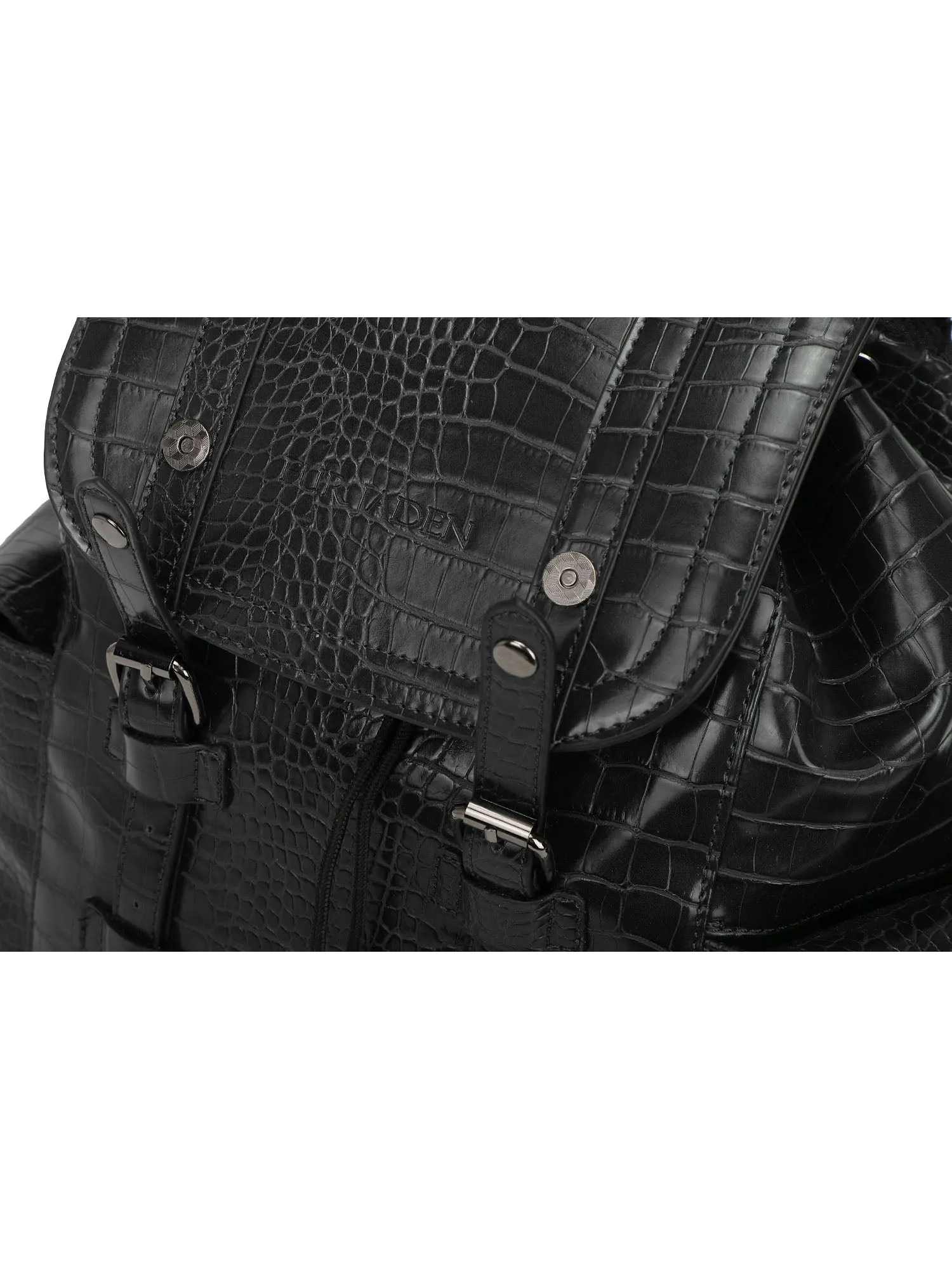 The Cosmopolitan | Black