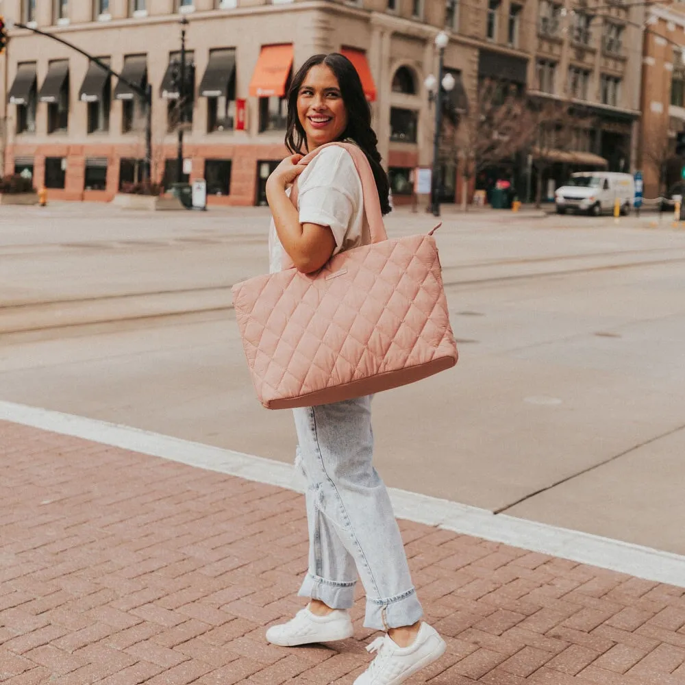 Tote It Blush