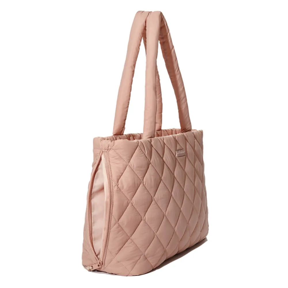 Tote It Blush