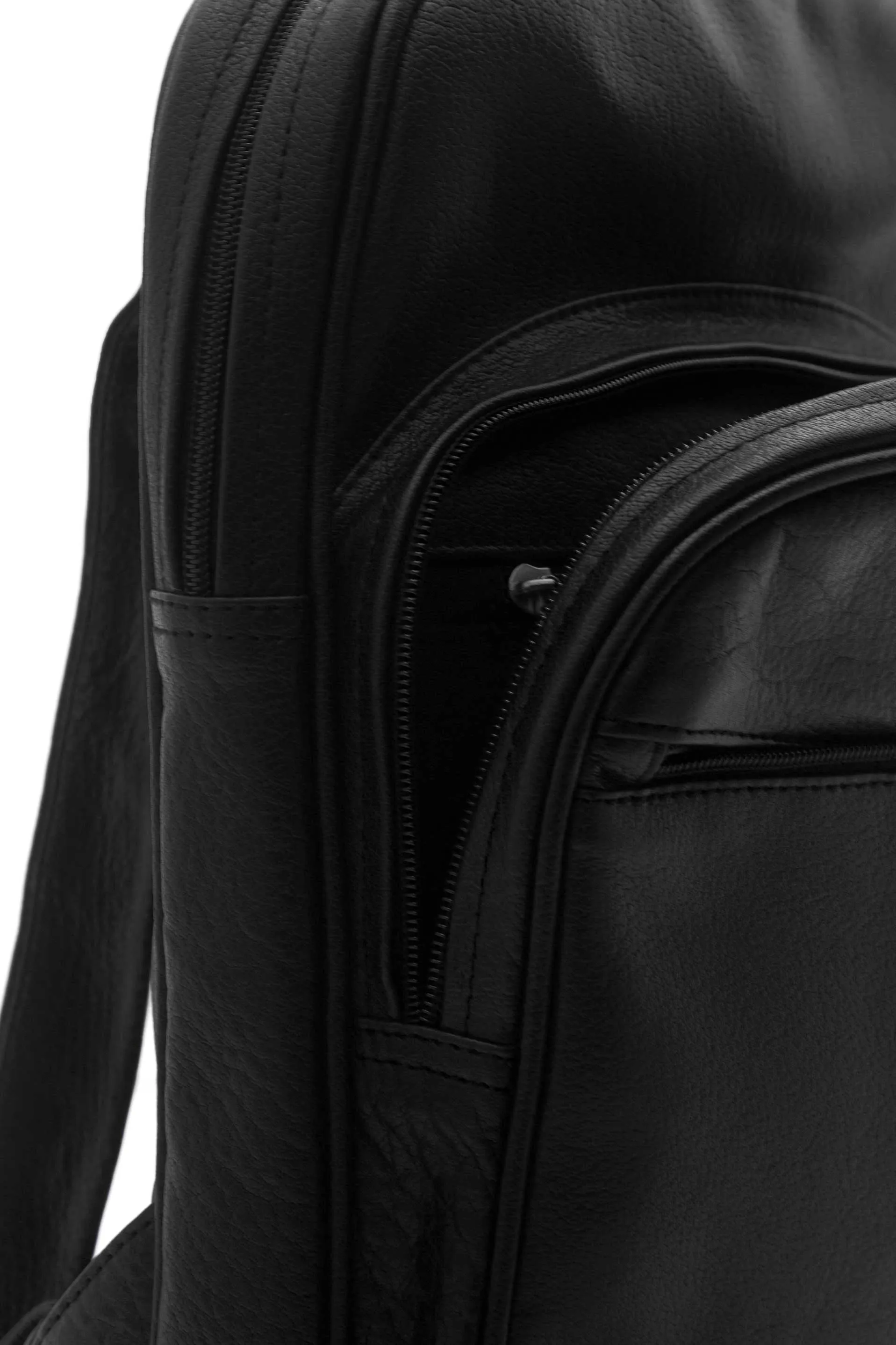 TP ClassMate Backpack by Kordovan // Black