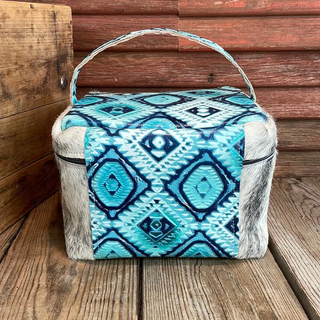 Train Station - Grey Brindle w/ Glacier Park Aztec