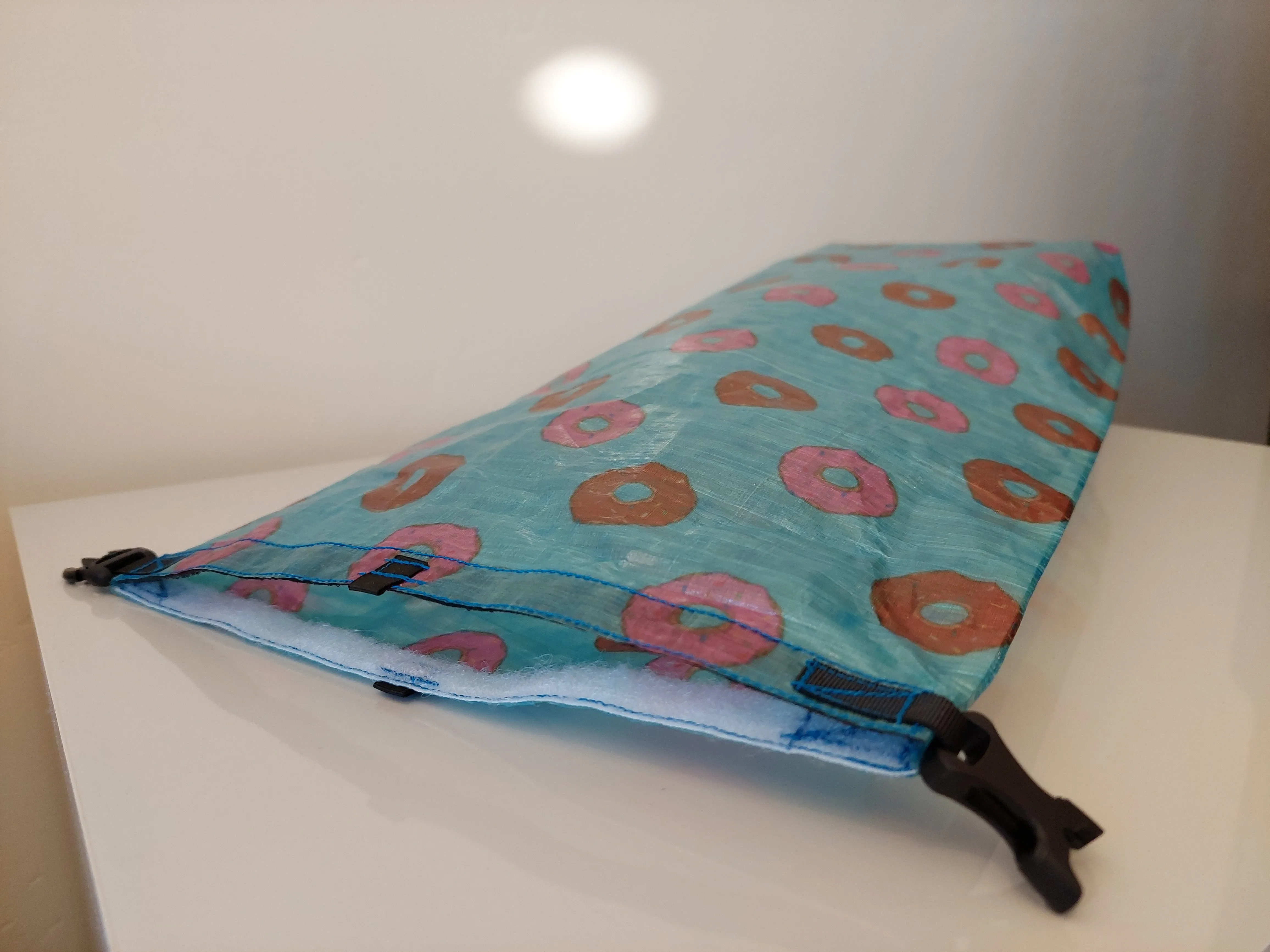 Ultralight Medium Dry Bag - Donut Dyneema