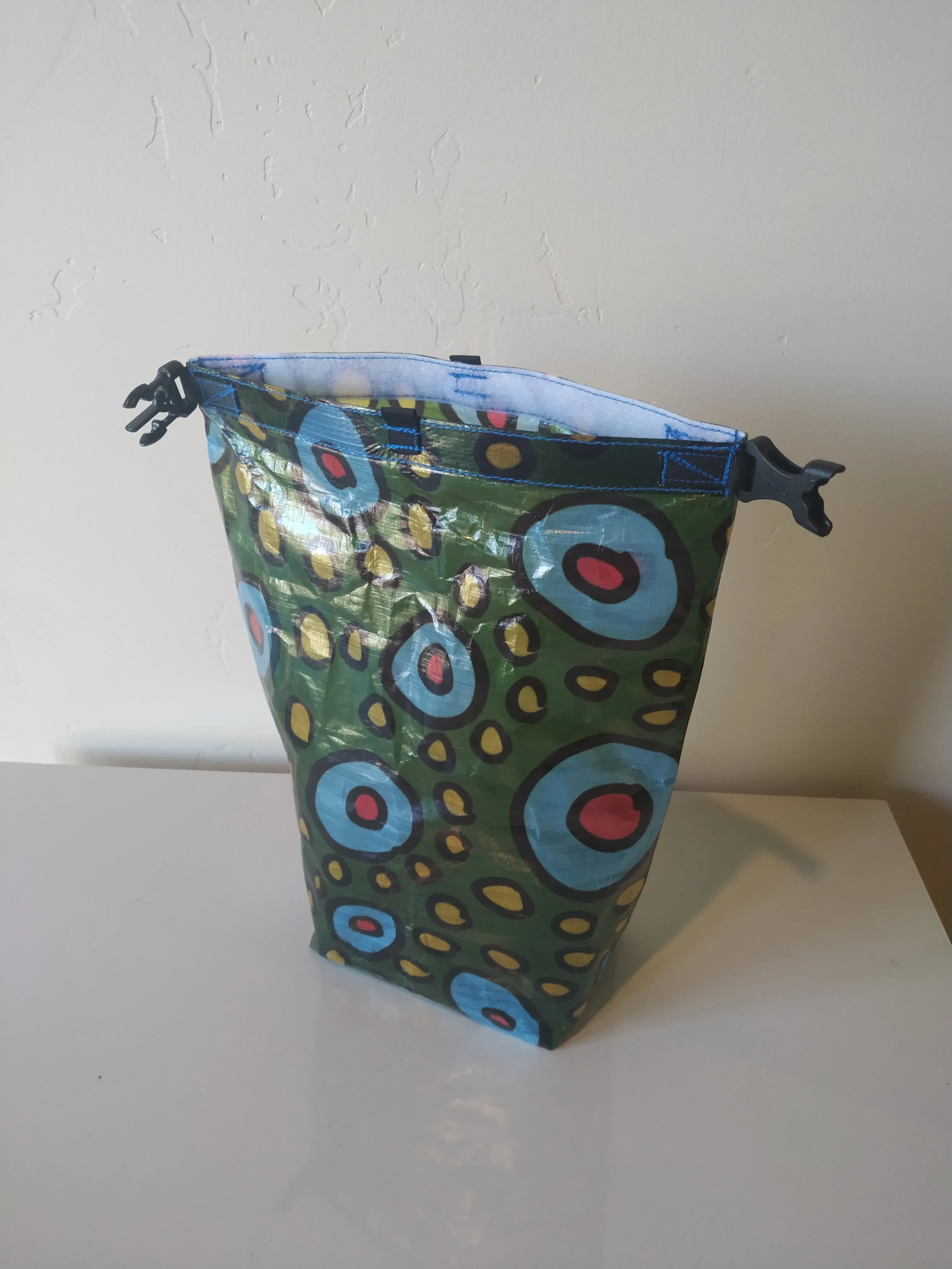 Ultralight Small Dry Bag - Trout Doodle Dyneema