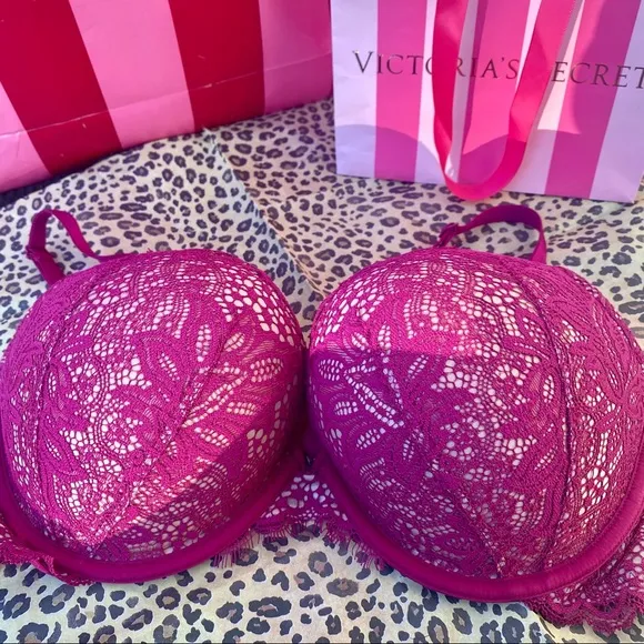 Victoria’s Secret Bombshell Bra