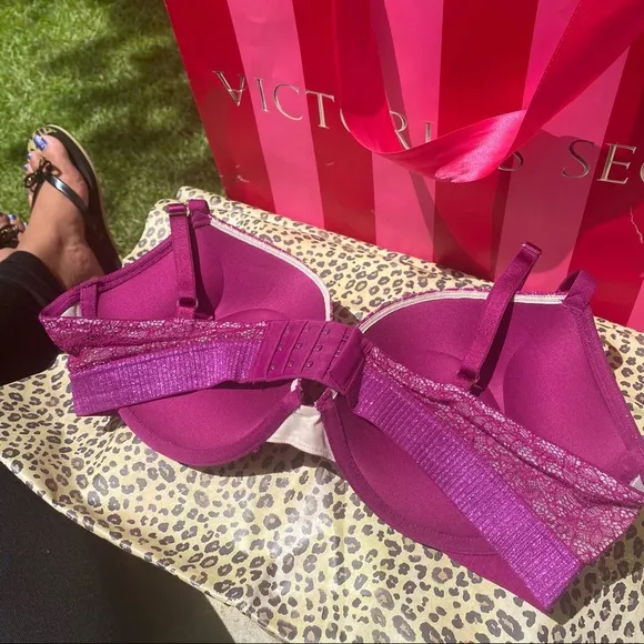 Victoria’s Secret Bombshell Bra